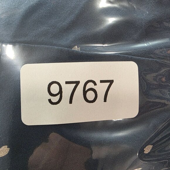 Womens Torrid Blue Polka Dot Tank Top 100% Rayon Sleeveless Button Back Size 6 - Picture 8 of 8